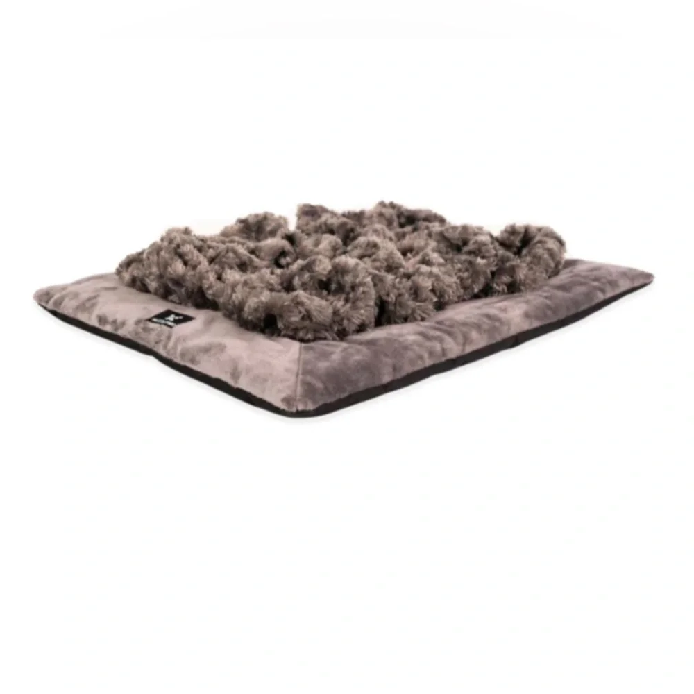 DOG /CAT BED WITH OVERSIZED FAUX FUR TOP